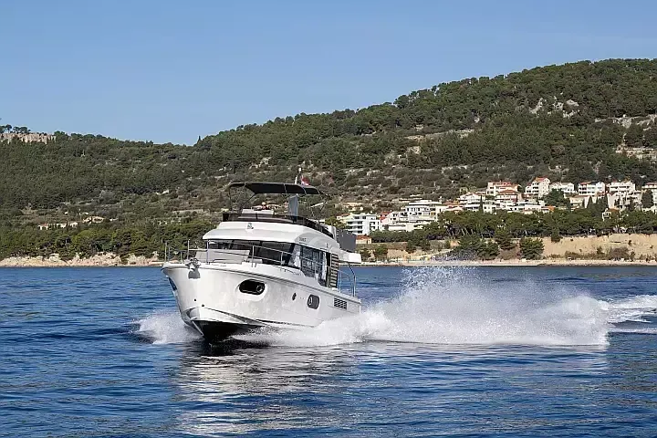Beneteau Swift Trawler 41 Fly | Sirena