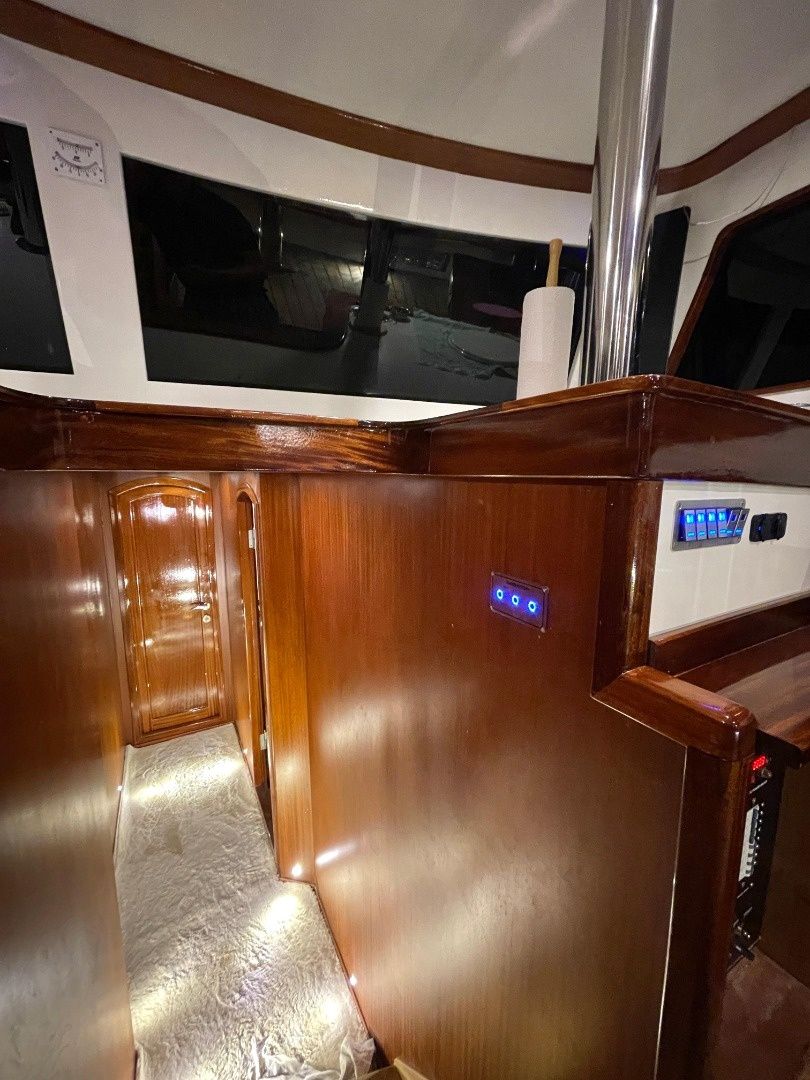 Custom Built 46 | Les Mares