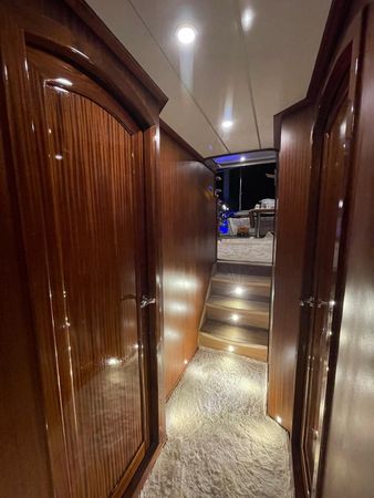 Custom Built 46 | Les Mares