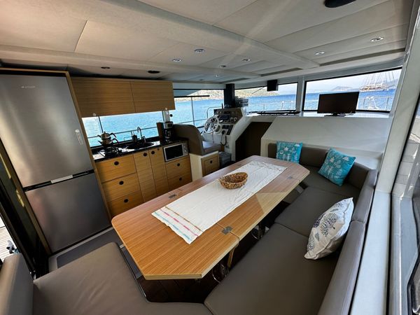 Custom Built 52 | Labarna