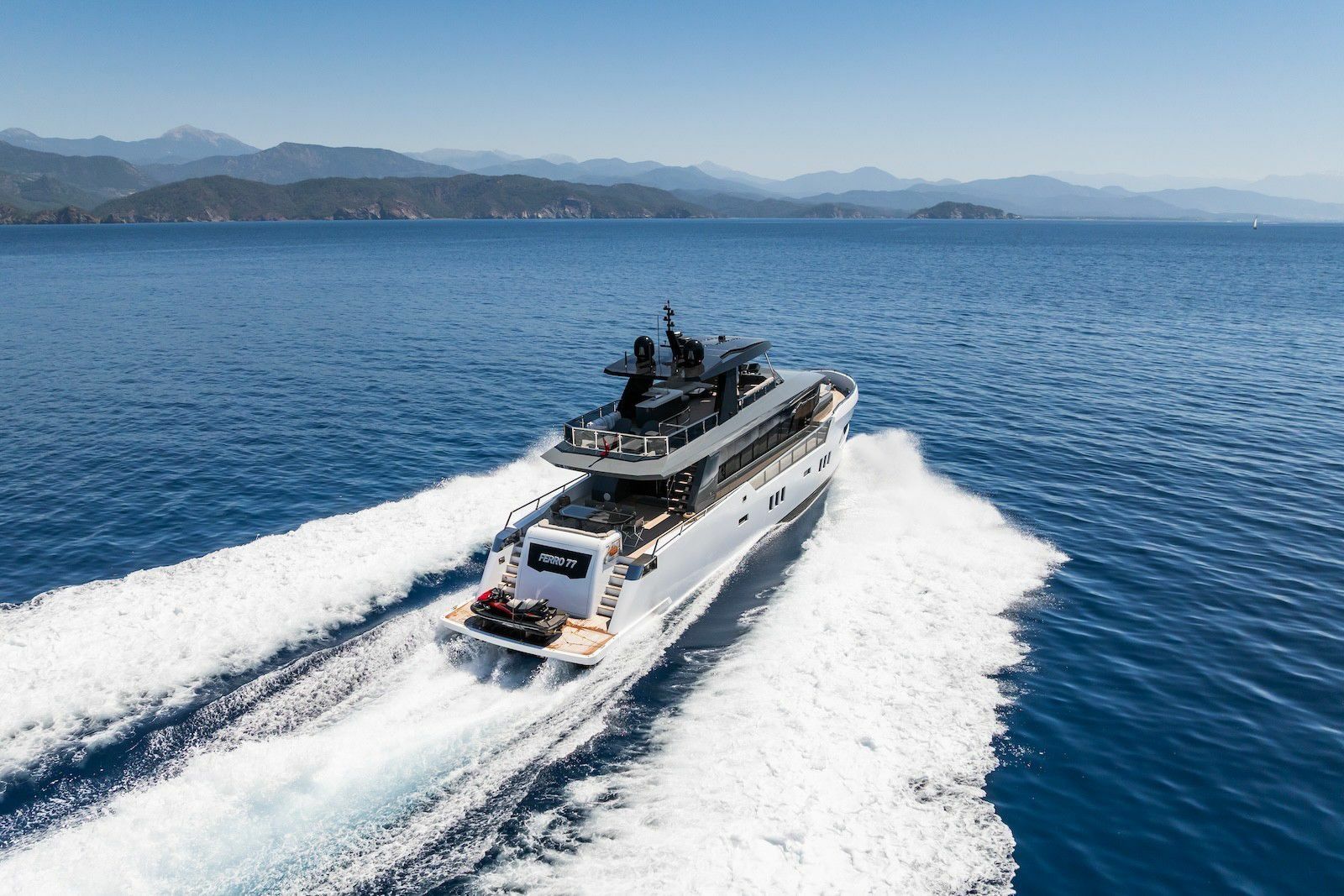 Delta Marine 84 | Ferro 77