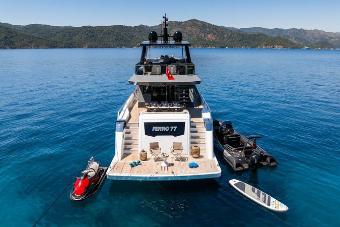 Delta Marine 84 | Ferro 77