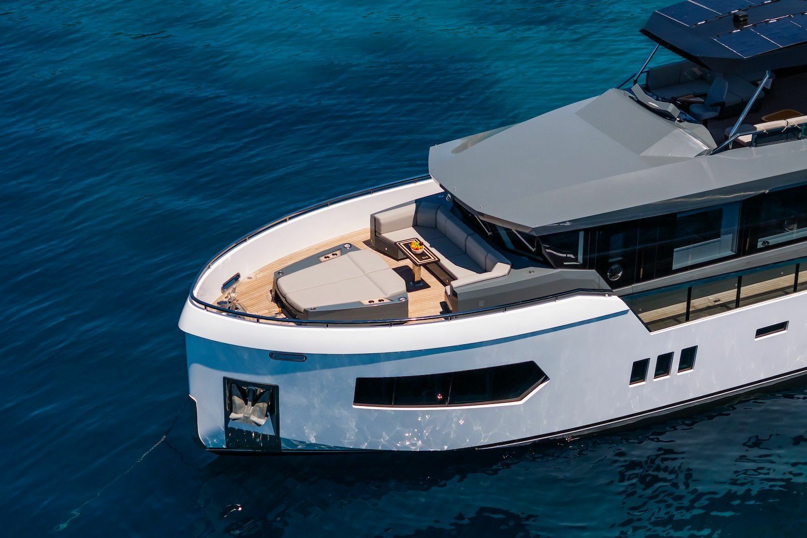 Delta Marine 84 | Ferro 77