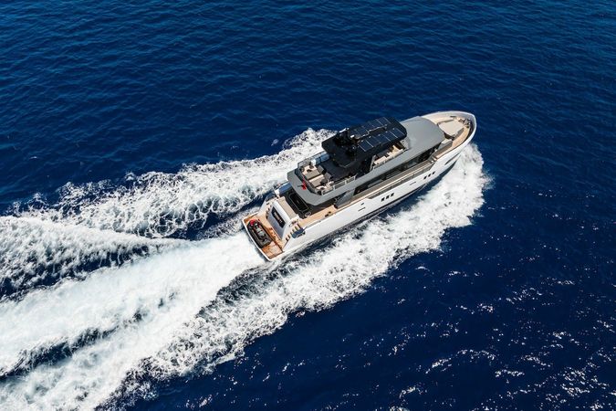 Delta Marine 84 | Ferro 77