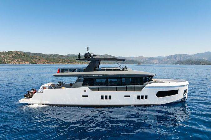 Delta Marine 84 | Ferro 77