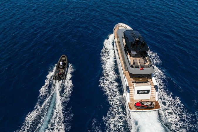 Delta Marine 84 | Ferro 77