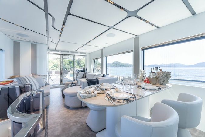 Delta Marine 84 | Ferro 77