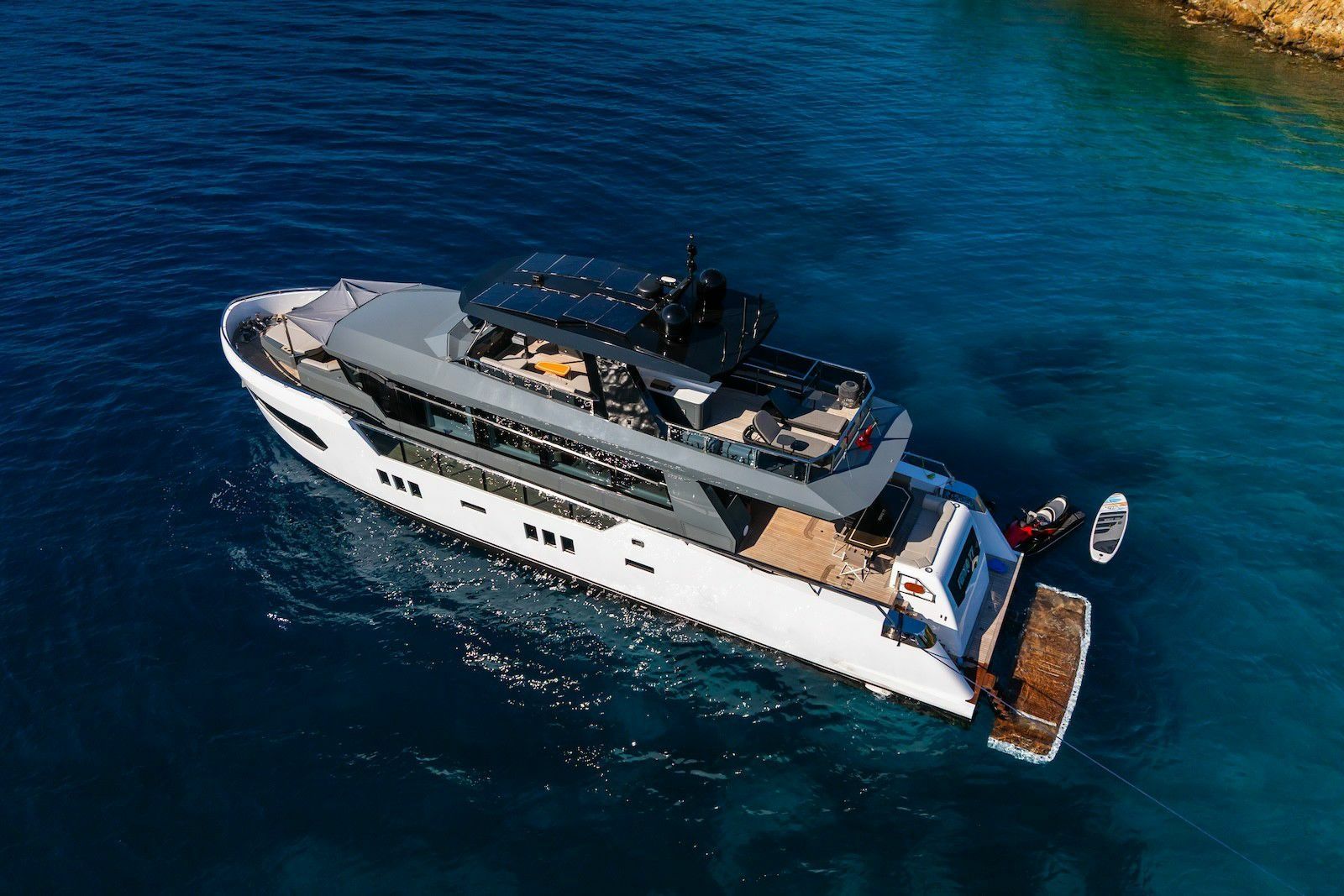 Delta Marine 84 | Ferro 77