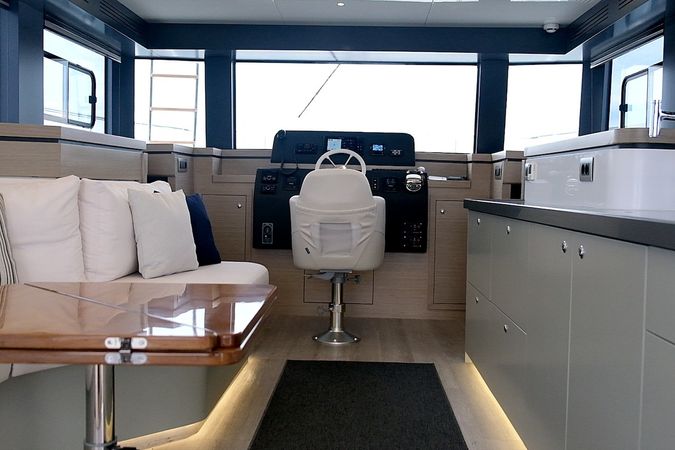 DG Yachts 43 | DMG