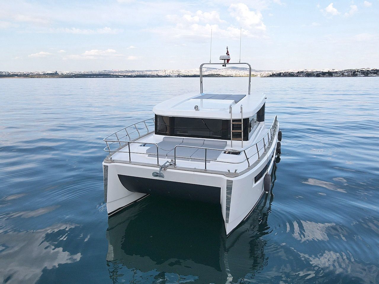 DG Yachts 43 | DMG