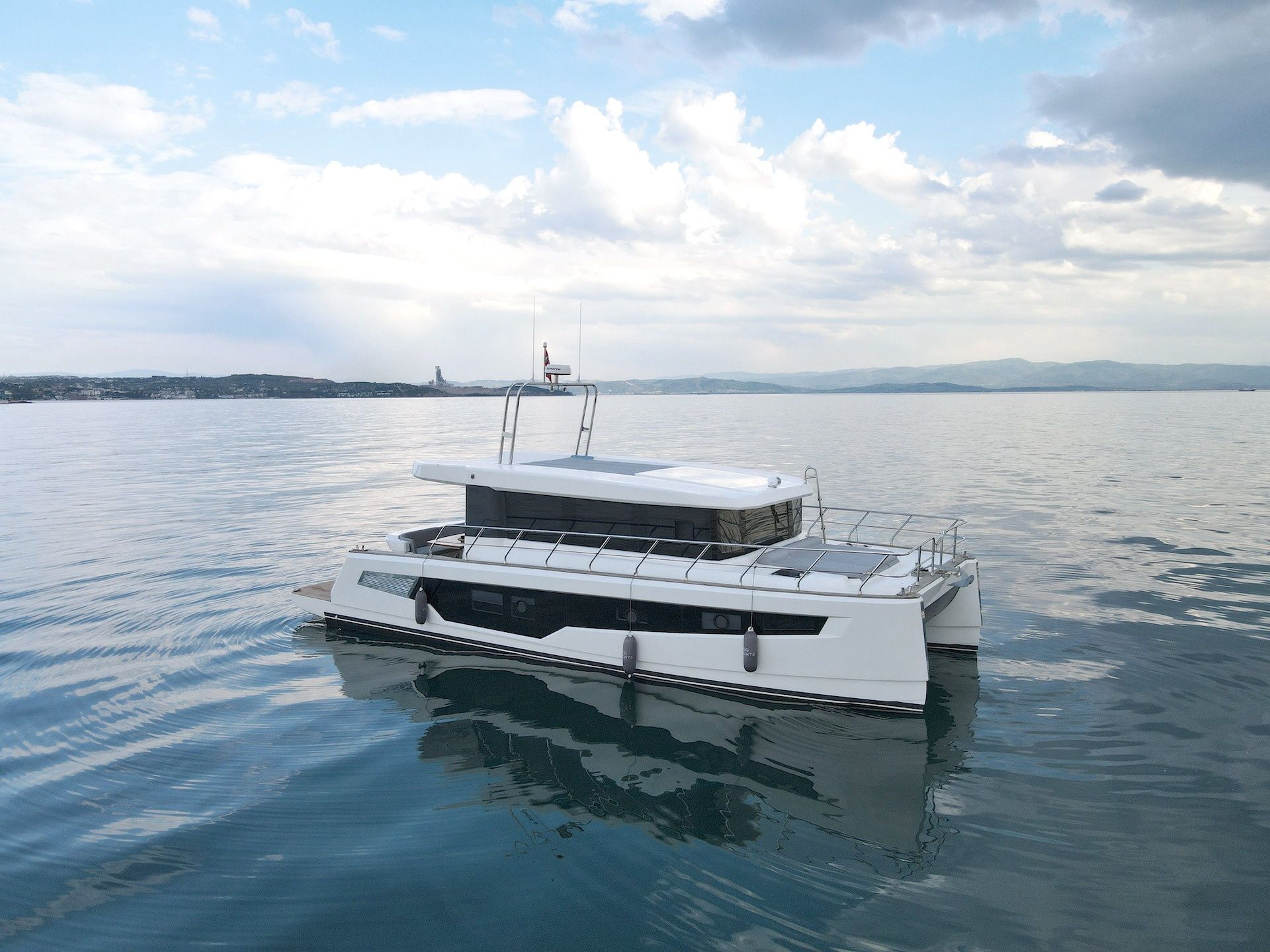 DG Yachts 43 | DMG