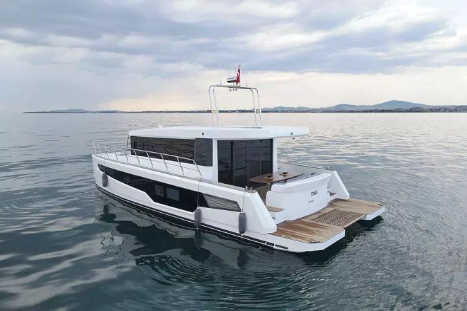DG Yachts 43 | DMG