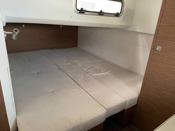 Jeanneau Leader 36 | Explorer 2