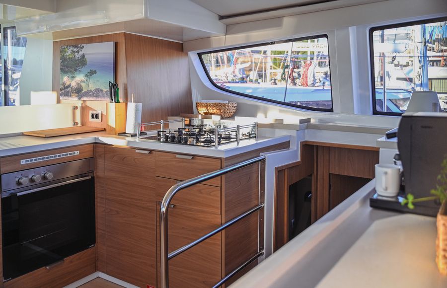 Bali 4.6 | Aquaholic