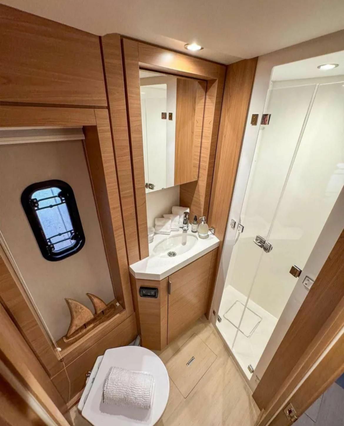 Bali 4.6 | Aquaholic