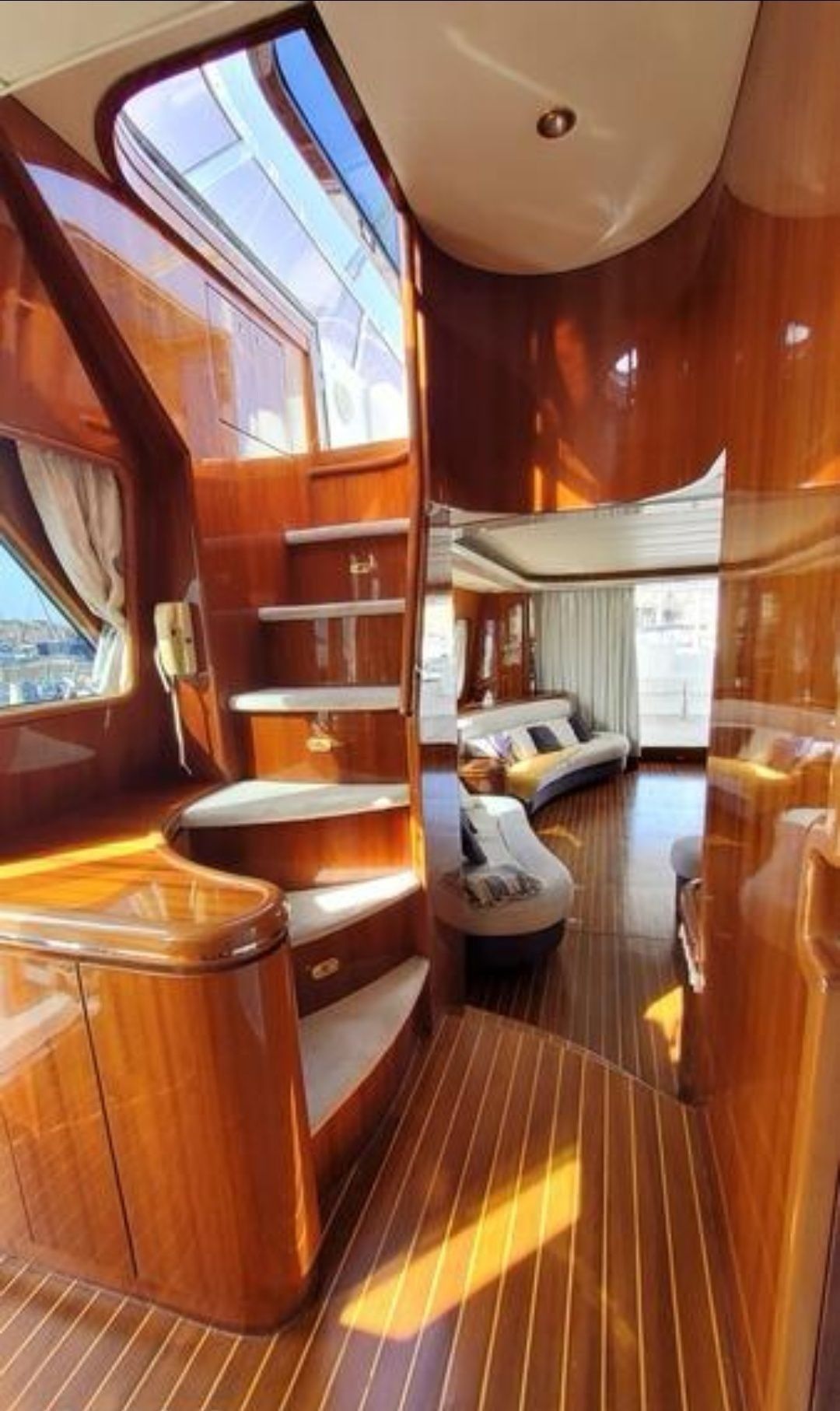 Elegance 82 | Mexico