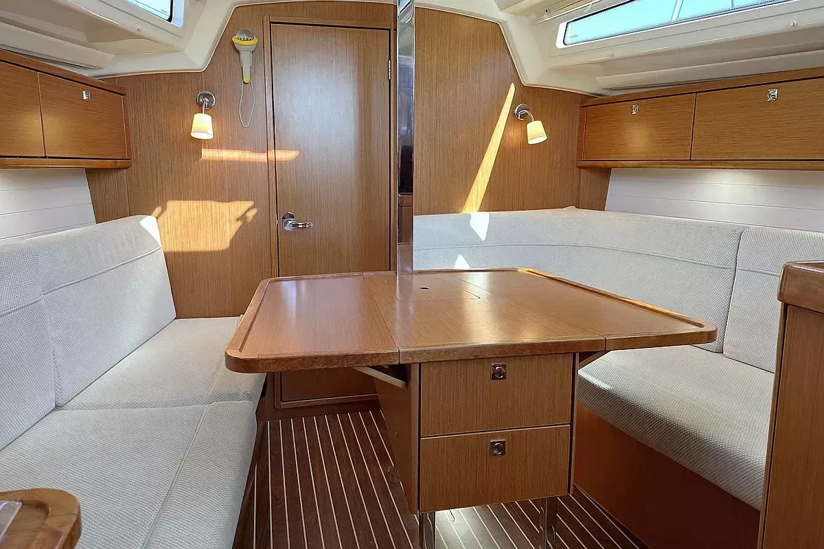 Bavaria Cruiser 34 | Little Joe