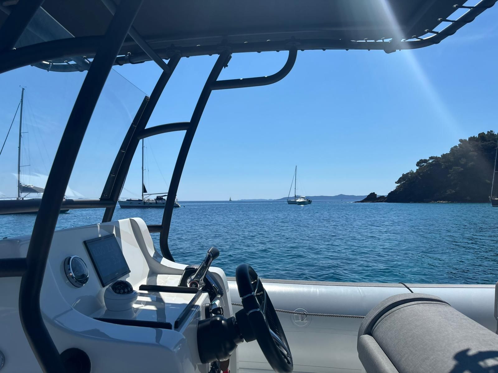 Sea Water Phantom 280 | Aurora