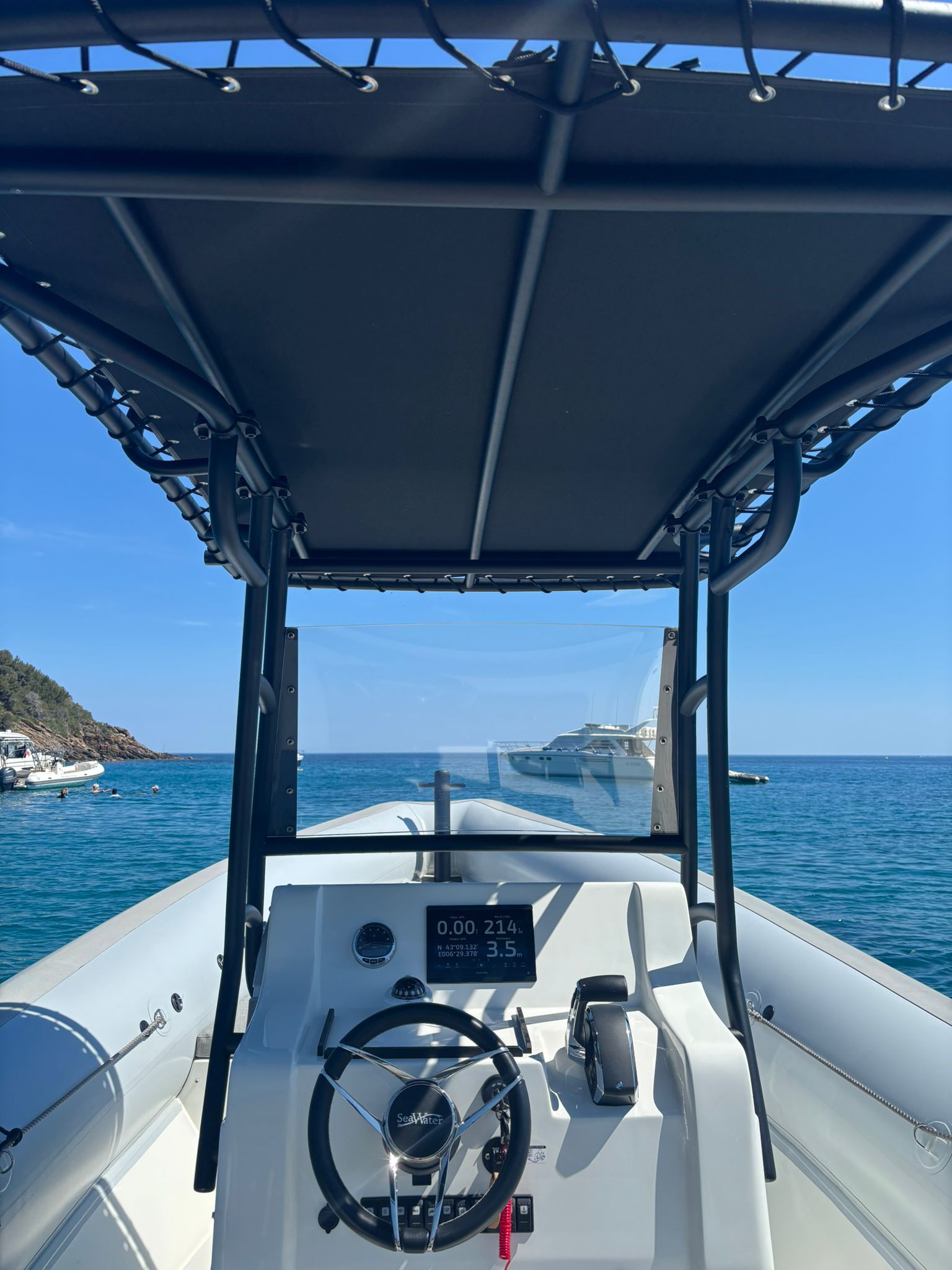 Sea Water Phantom 280 | Aurora