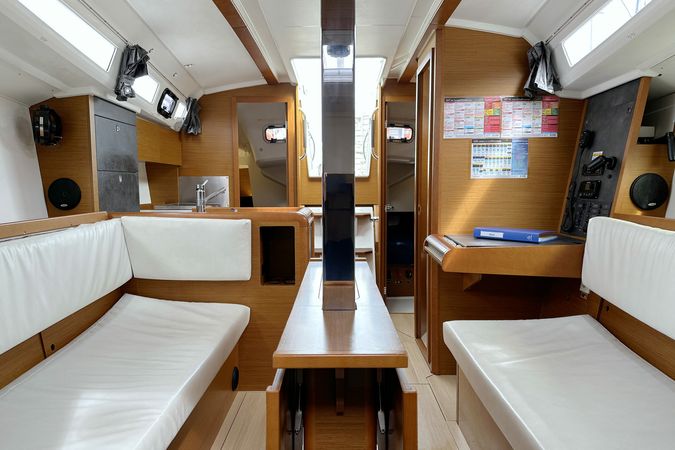 Jeanneau Sun Odyssey 349 | Sam