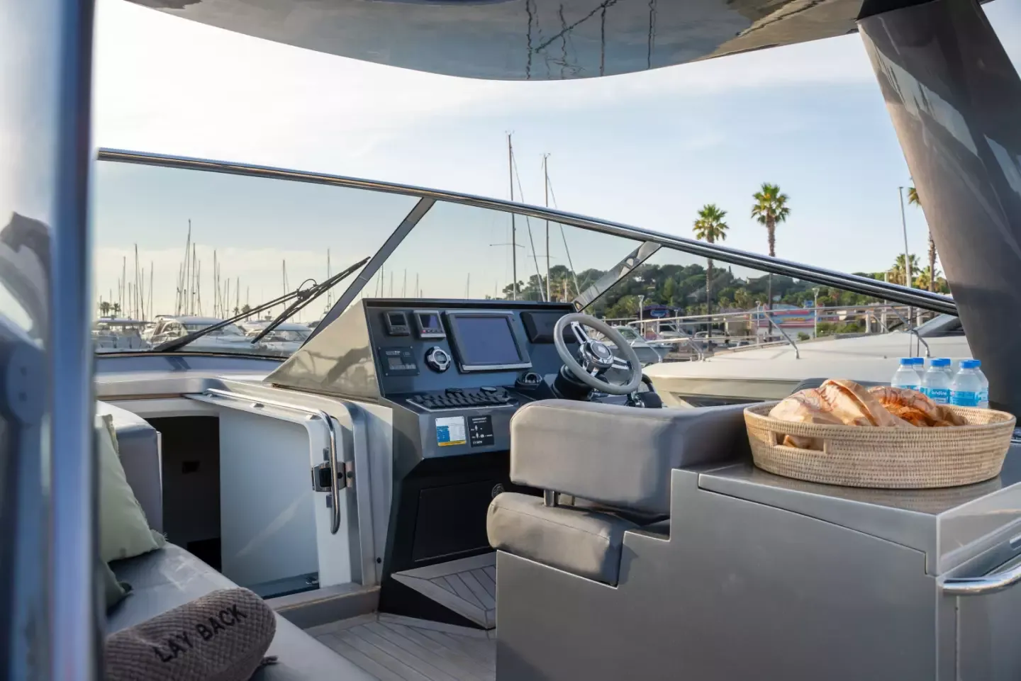 MedYacht 42 | Layback