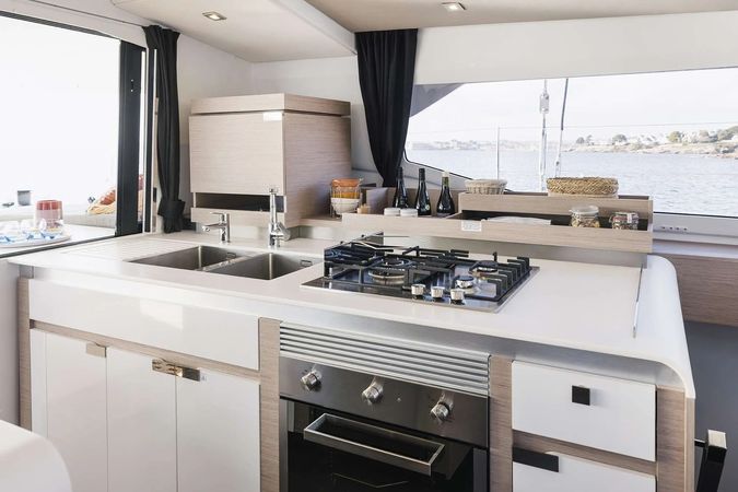 Fountaine Pajot Aura 51 | Second Wind