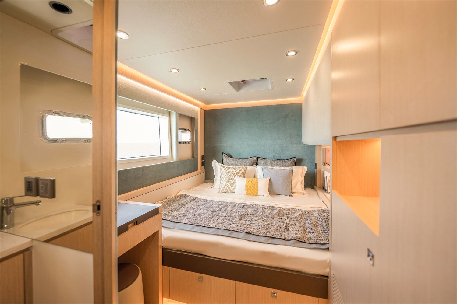 Seaview 50 | Transition