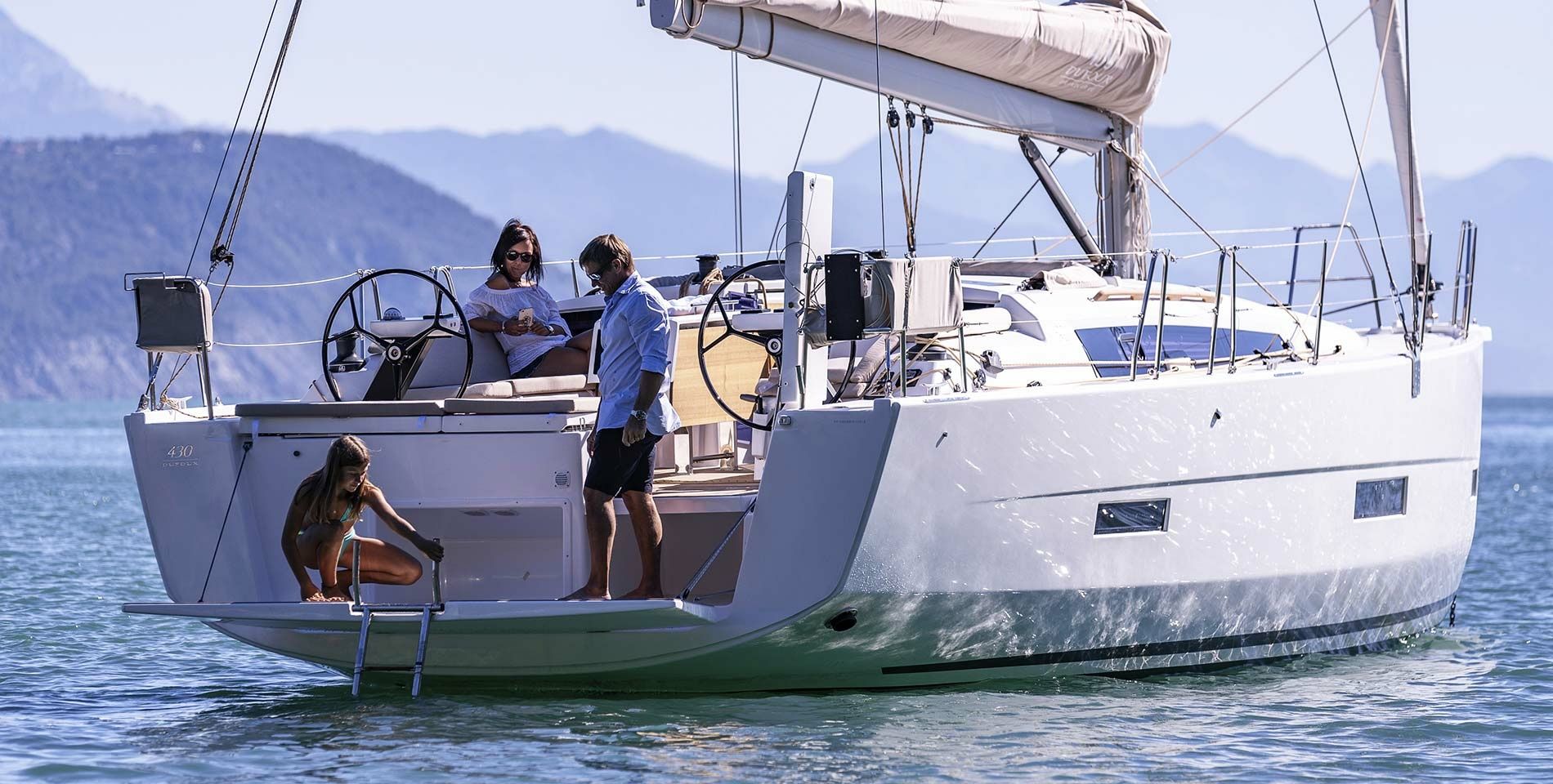 Dufour 430 | Victoria