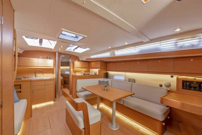 Dufour 430 | Victoria