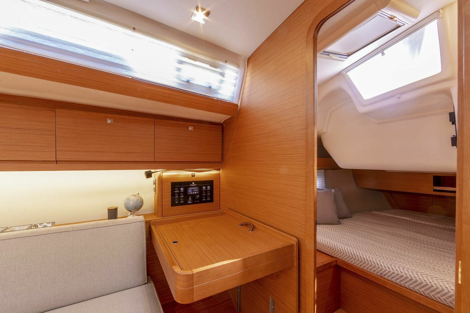 Dufour 430 | Victoria