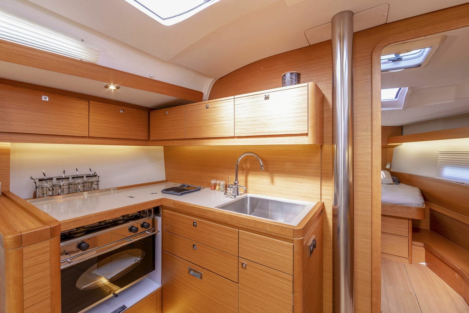 Dufour 430 | Victoria