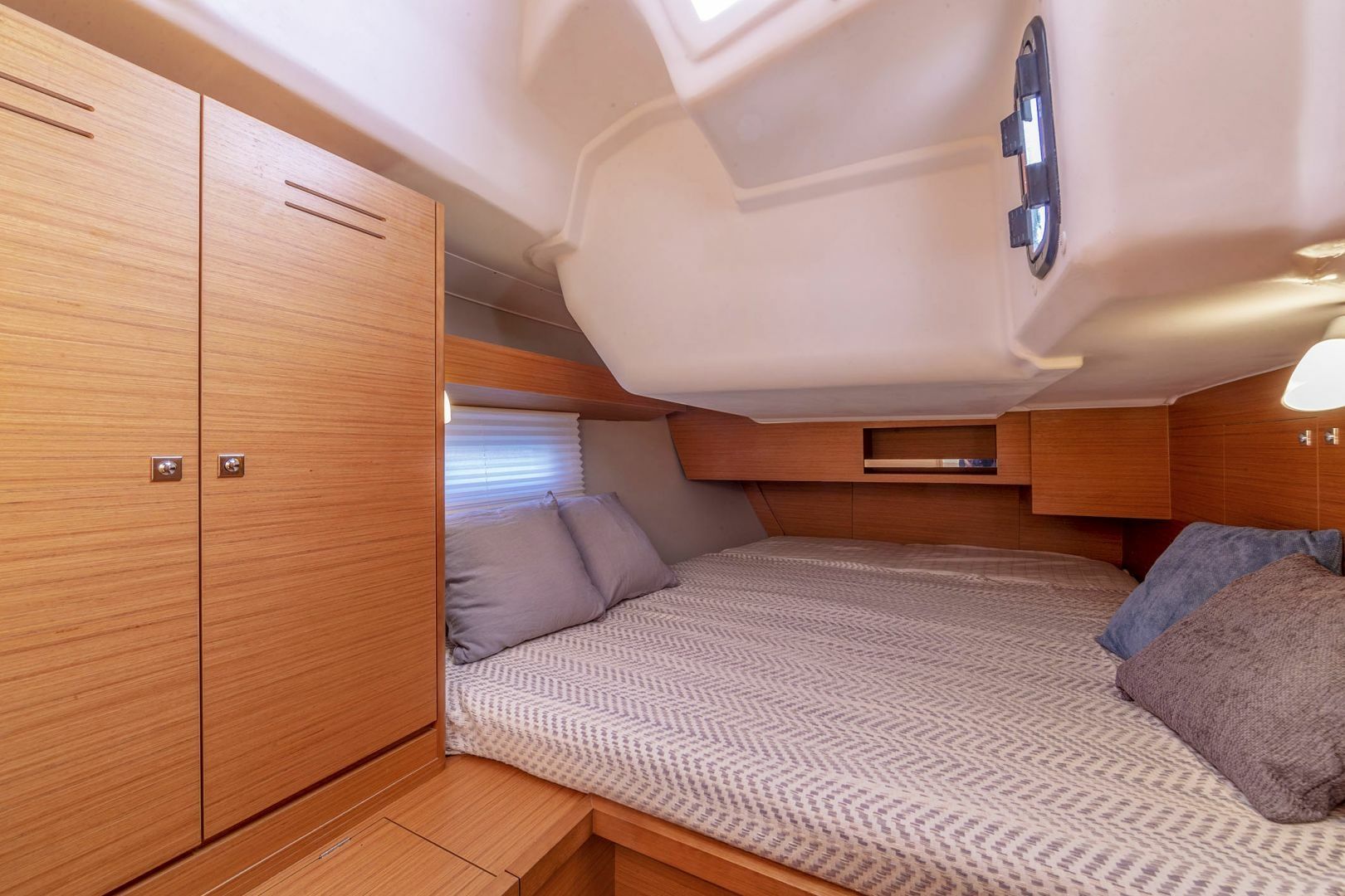 Dufour 430 | Victoria