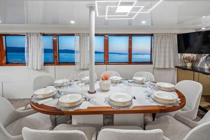 Custom Built 118 | Carpe Diem