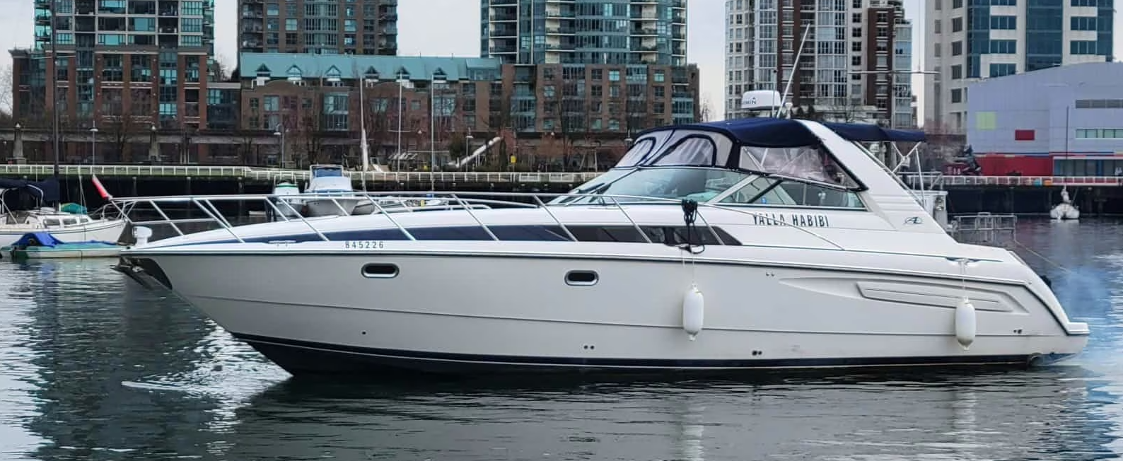 Bayliner Avanti 4085 Express | Yalla Habibi