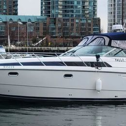 Bayliner Avanti 4085 Express | Yalla Habibi