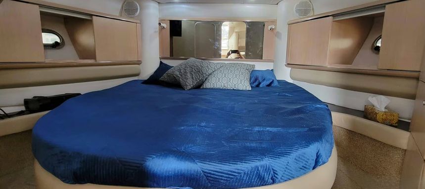 Bayliner Avanti 4085 Express | Yalla Habibi