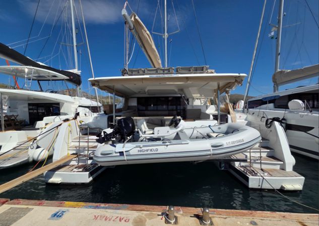 Fountaine Pajot Aura 51 | Odysseus