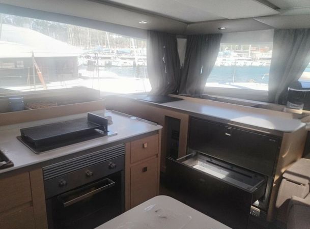 Fountaine Pajot Aura 51 | Odysseus