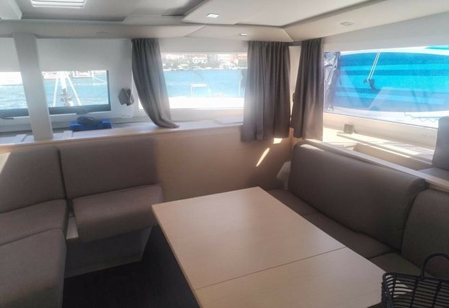 Fountaine Pajot Aura 51 | Odysseus