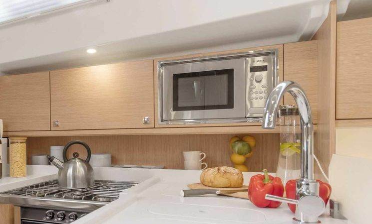 Bavaria C45 | Desdemona