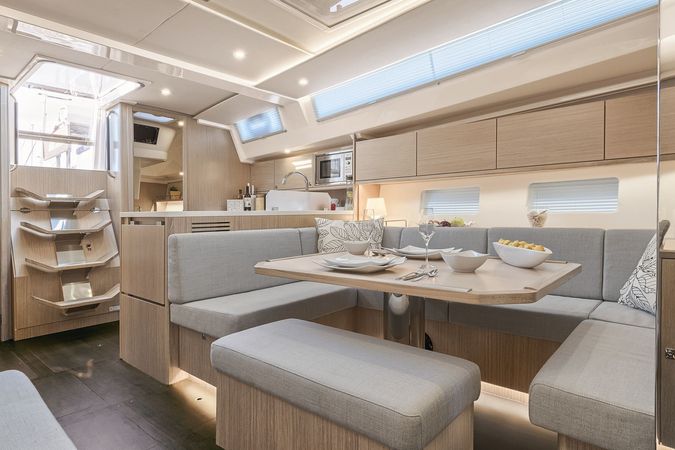 Bavaria C45 | Desdemona