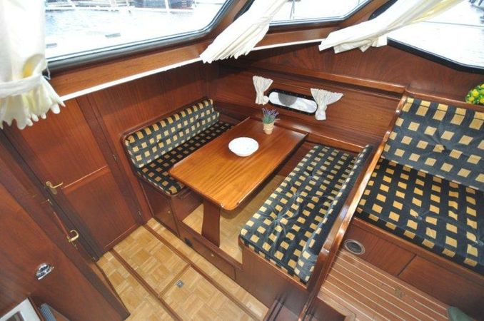 Aqualine 42 | Aquastar 1