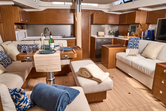 Bavaria C57 | Aequus