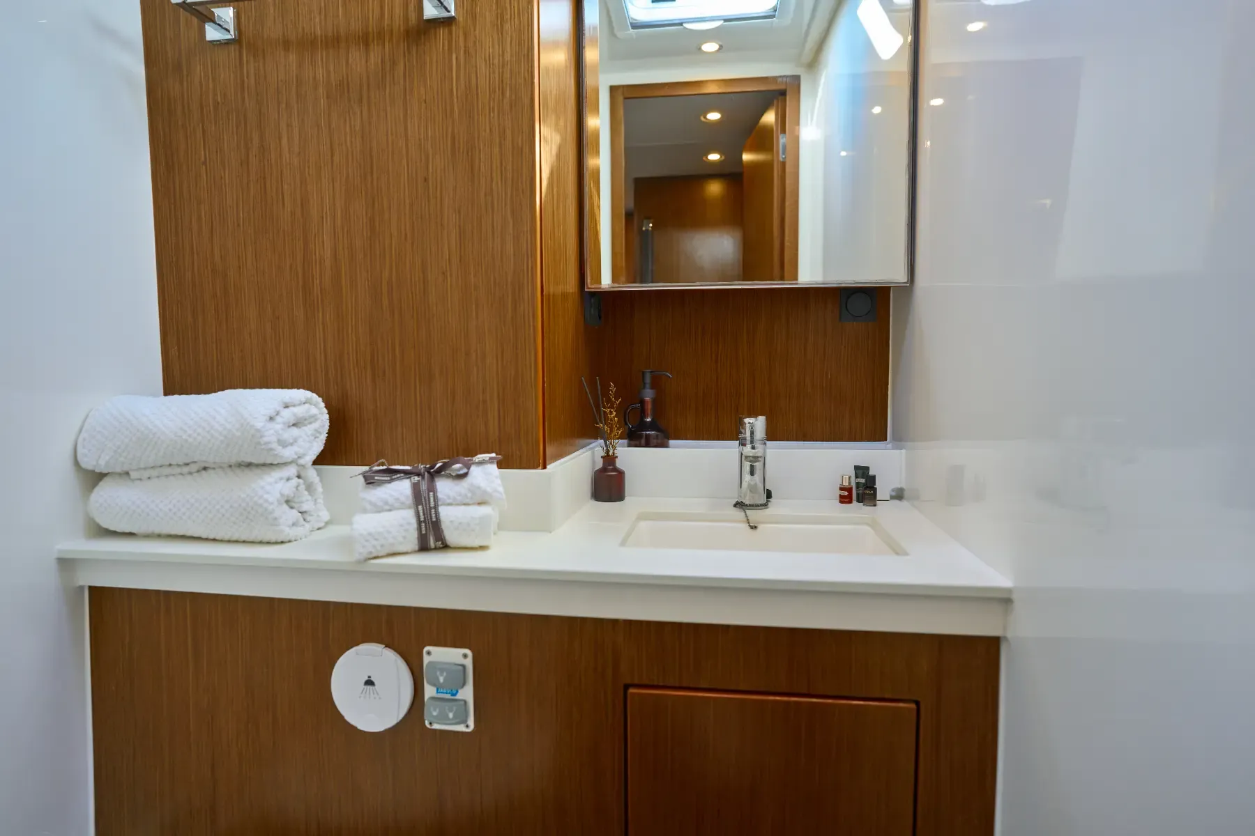 Bavaria C57 | Aequus