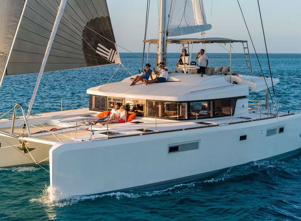 Lagoon 52 F | Orion Star