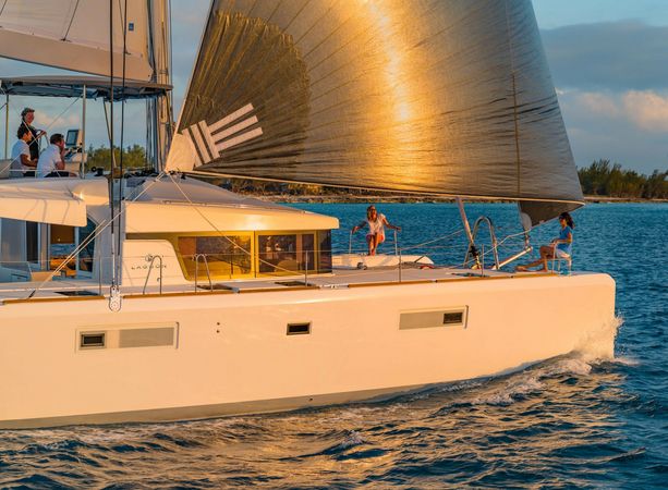 Lagoon 52 F | Orion Star