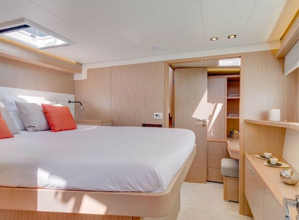 Lagoon 52 F | Orion Star