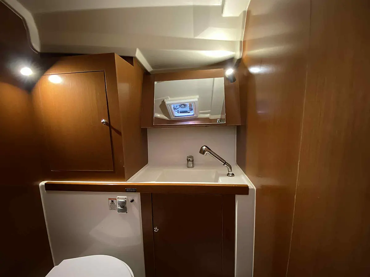 Beneteau Oceanis 41.1 | Ikaria