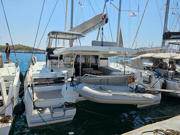 Lagoon 43 | Liberty