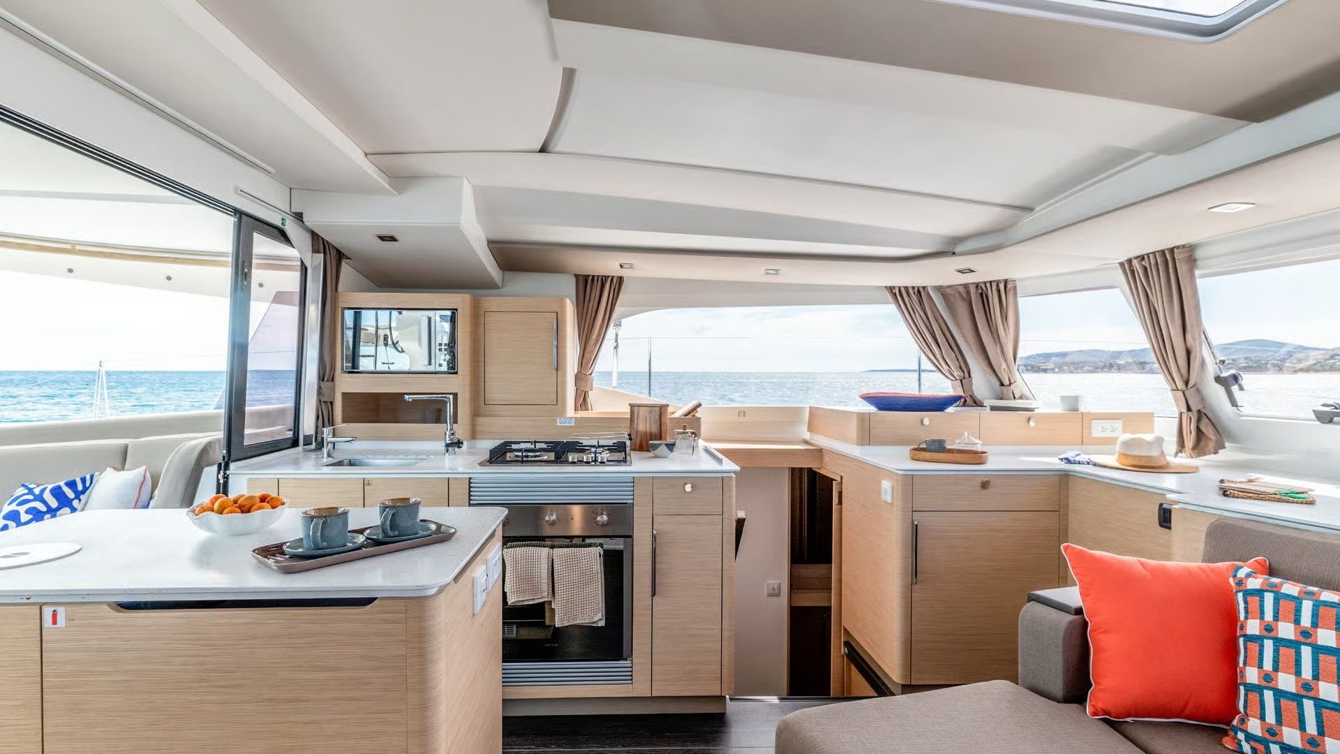 Fountaine Pajot FP44 | Simba